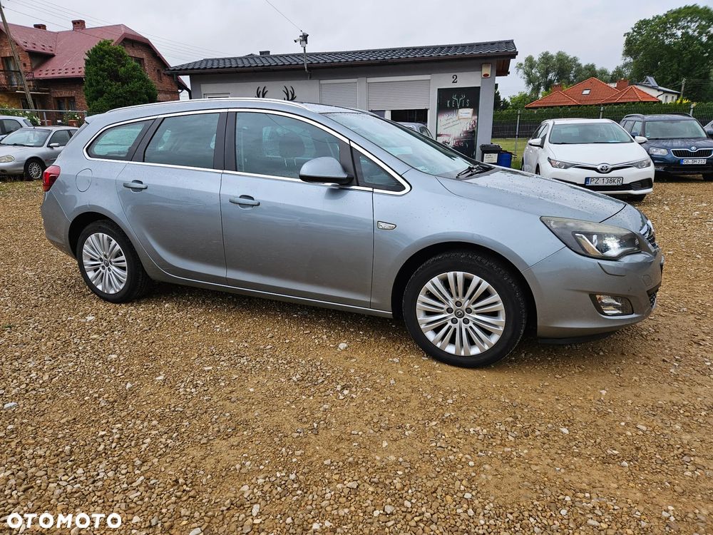 Opel Astra 1.4 Turbo Cosmo - 17