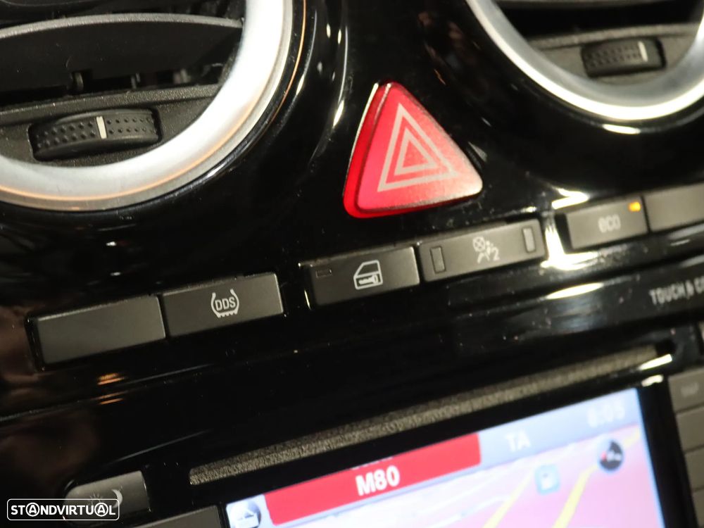 Opel Corsa 1.2 Cosmo - 23