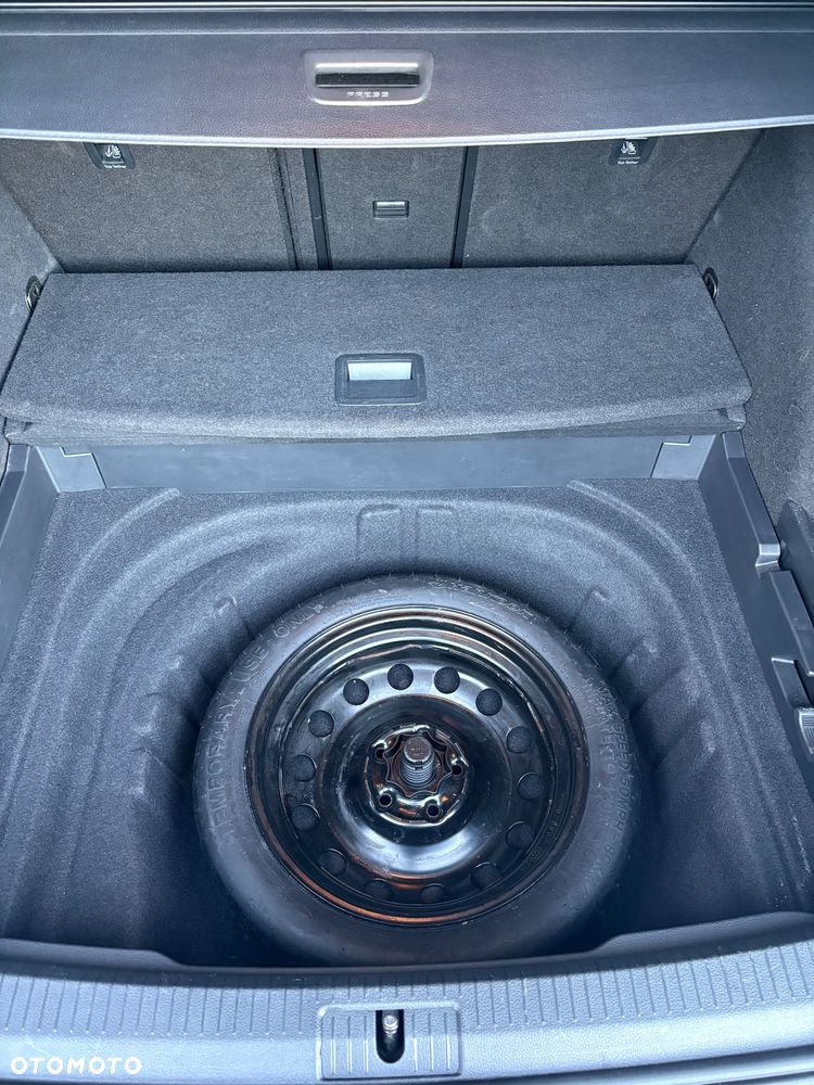 Volkswagen Golf - 18