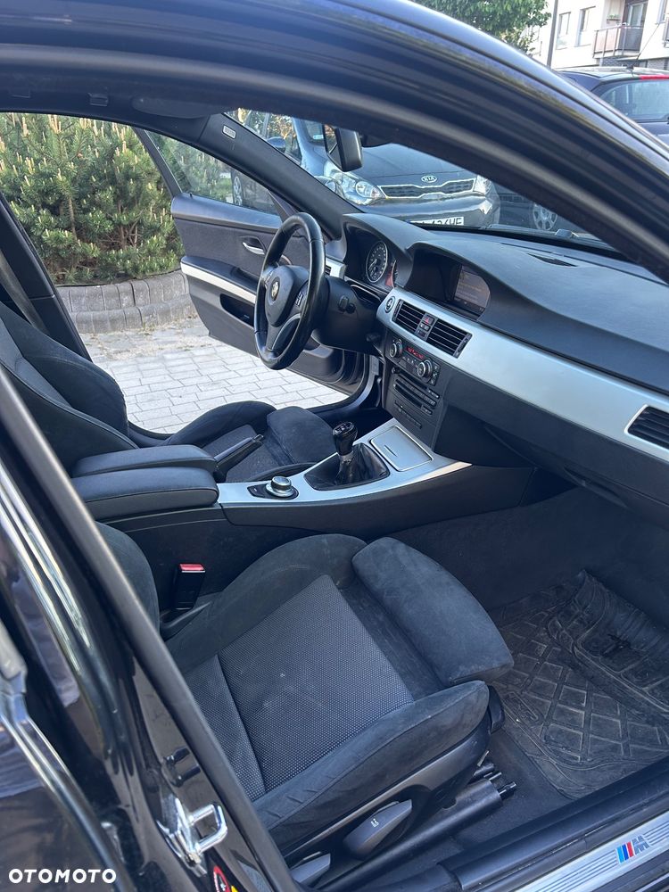 BMW Seria 3 325i - 16