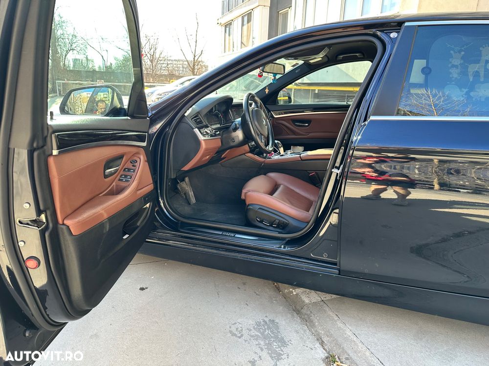 BMW Seria 5 518d Aut. Luxury Line - 9