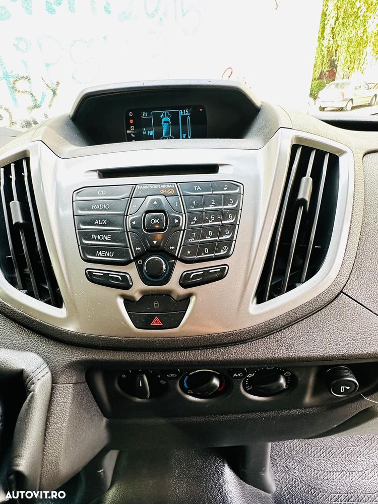 Ford Transit - 12
