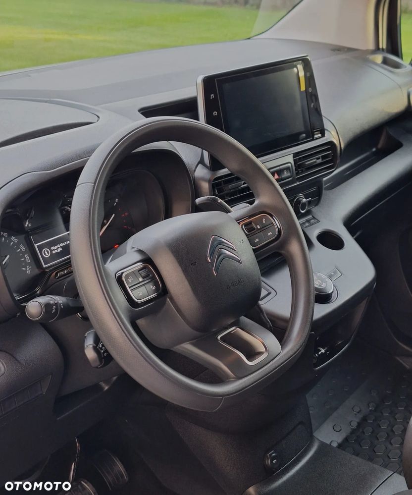 Citroën BERLINGO - 21