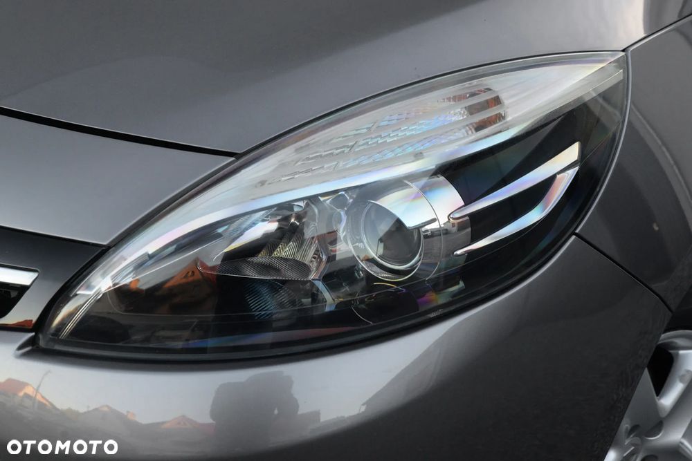 Renault Scenic 1.5 dCi Limited EDC - 12