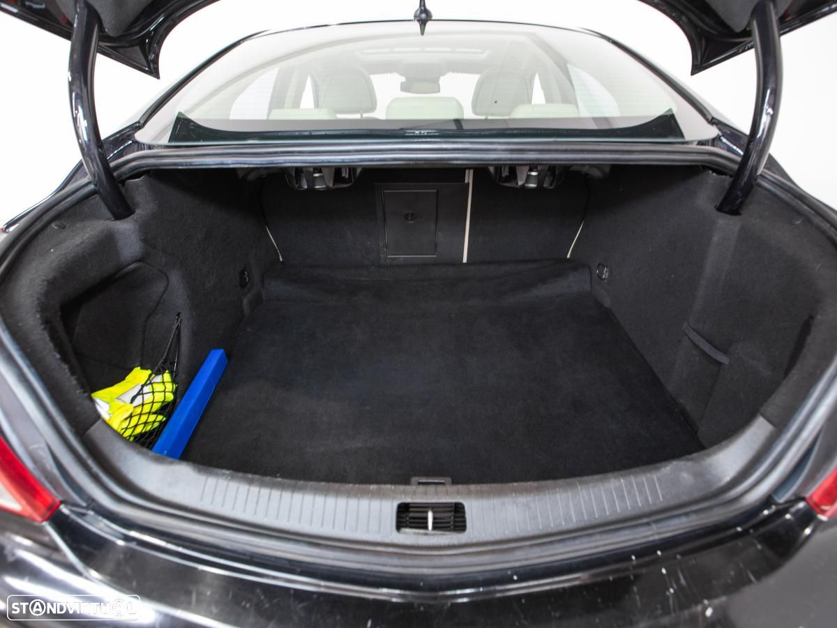 Opel Insignia - 13