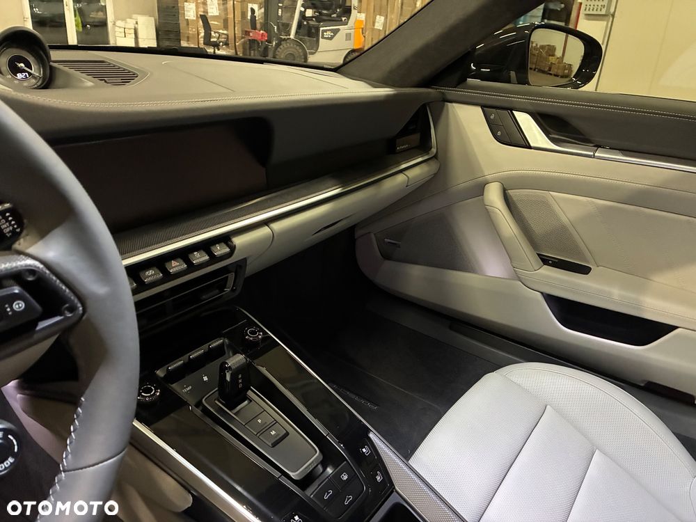 Porsche 911 Turbo - 19