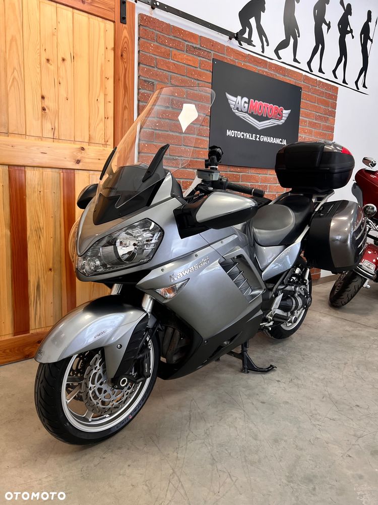 Kawasaki GTR - 11