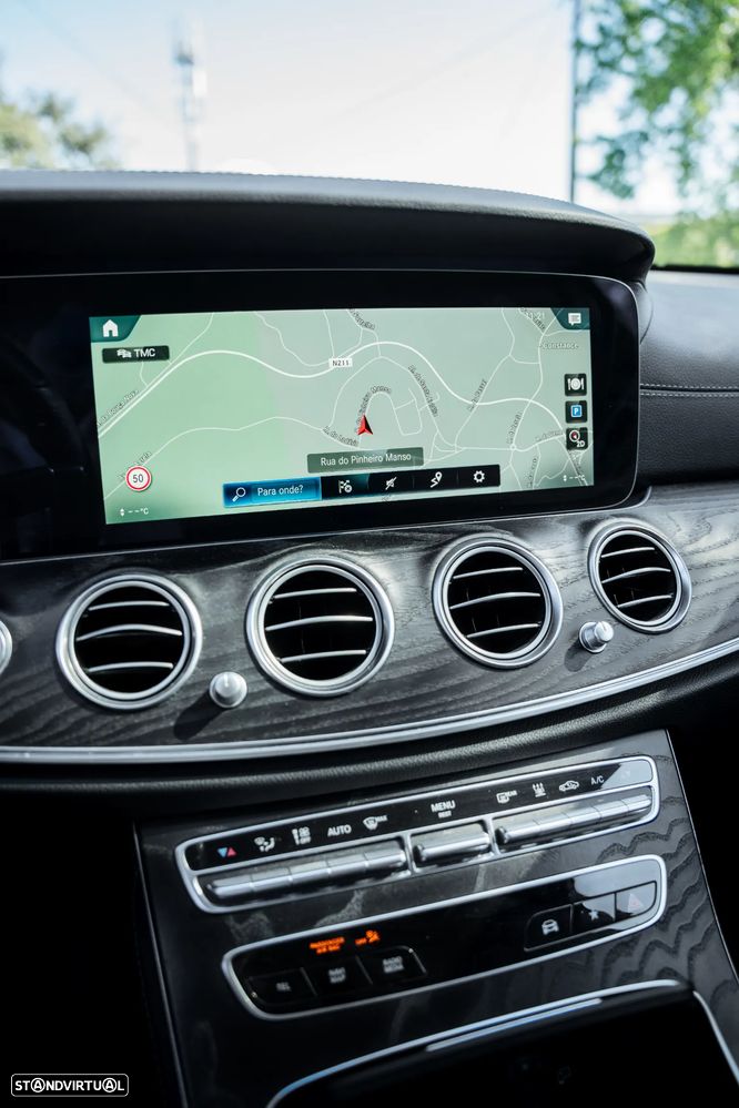 Mercedes-Benz E 300 de AMG Line - 39