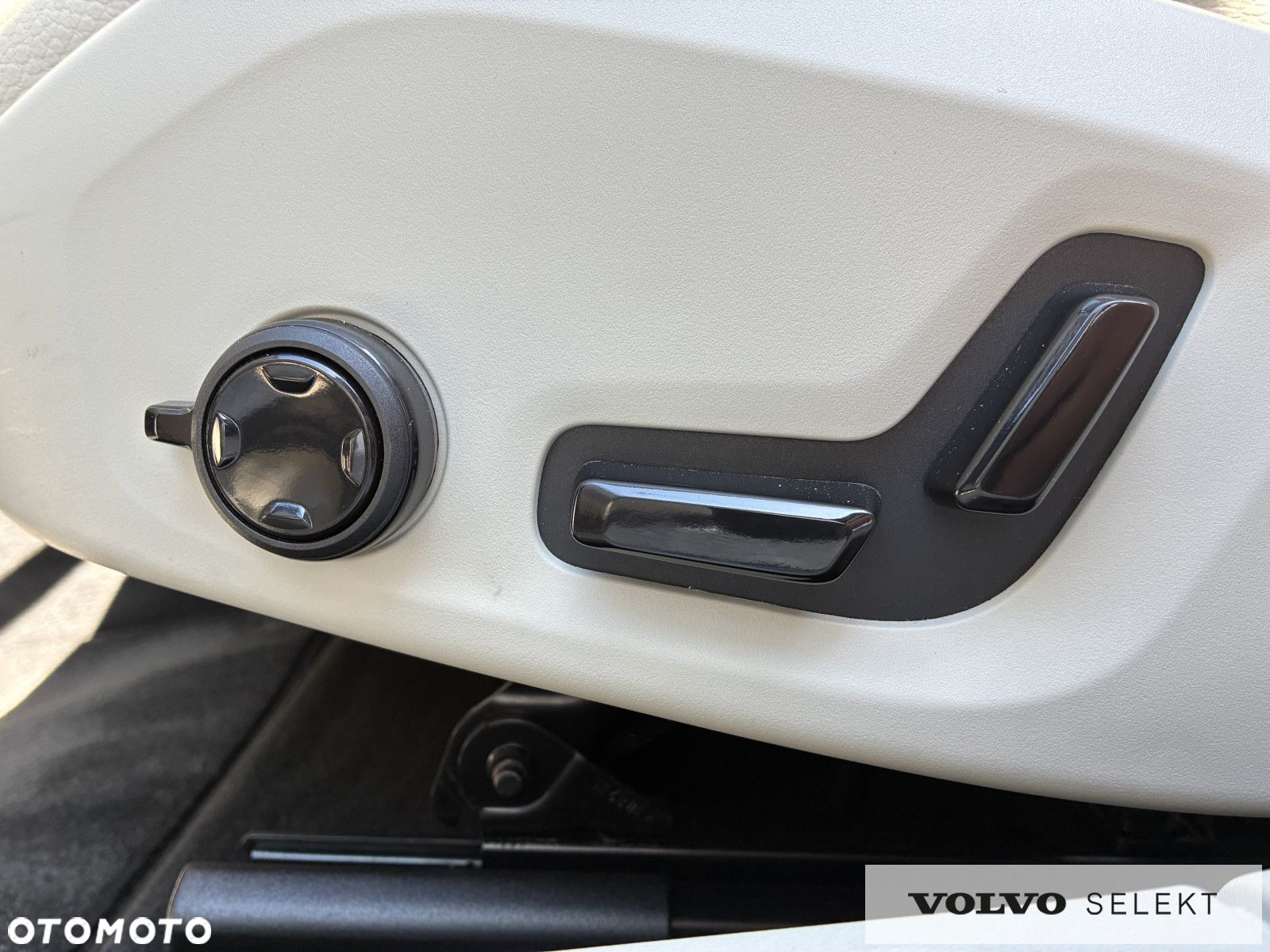 Volvo S90 - 25