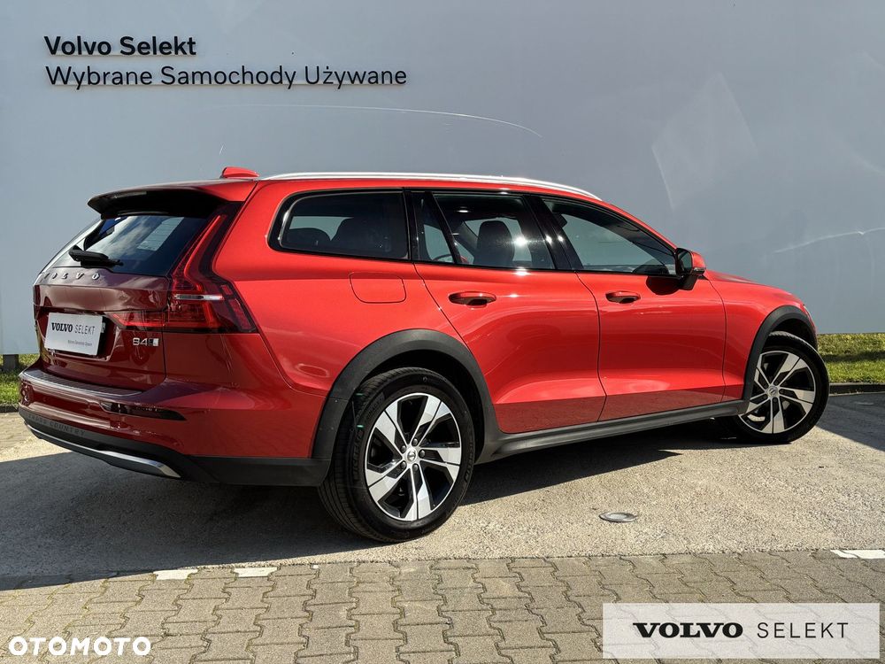 Volvo V60 Cross Country - 7