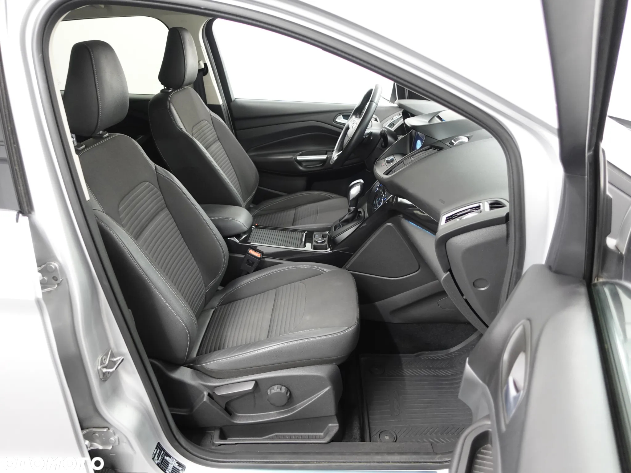 Ford Kuga 1.5 EcoBoost AWD Edition ASS - 27
