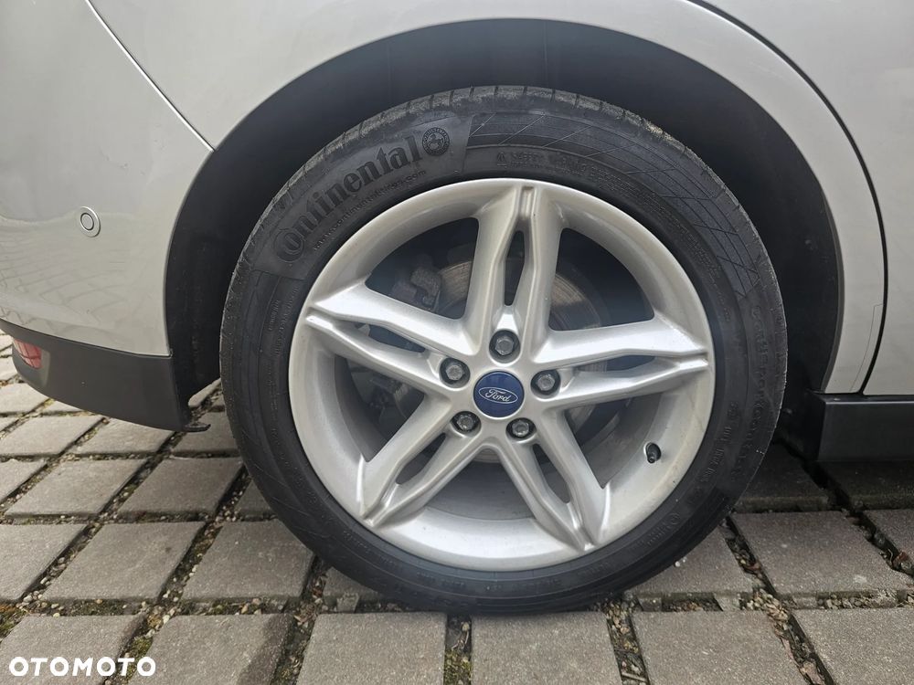 Ford Grand C-MAX - 29