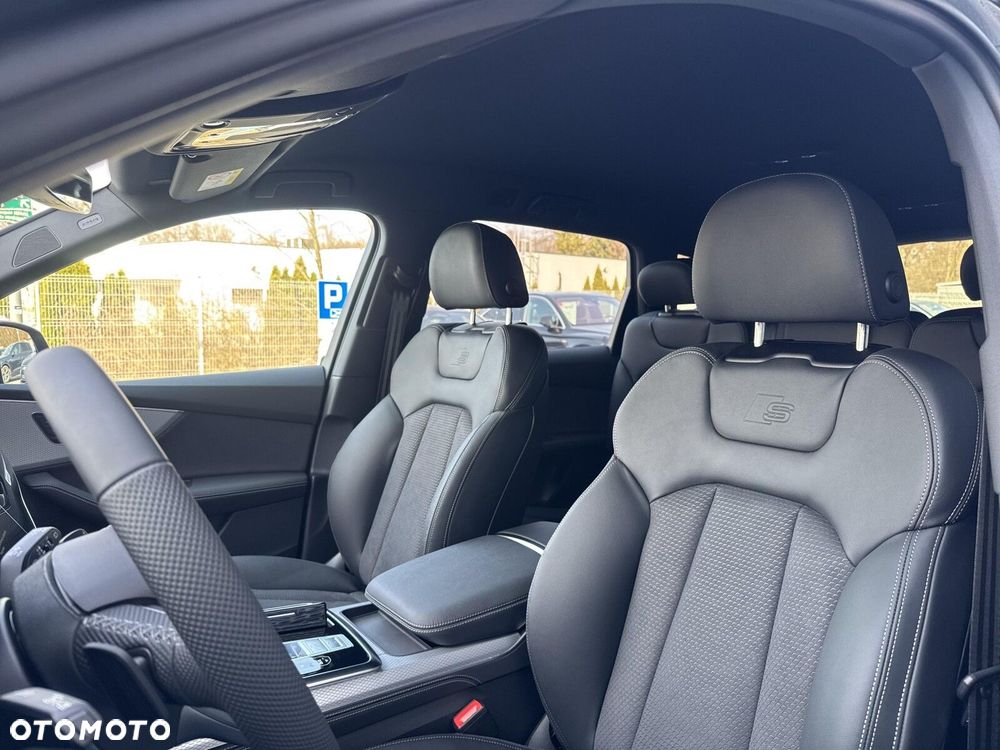 Audi Q7 - 12