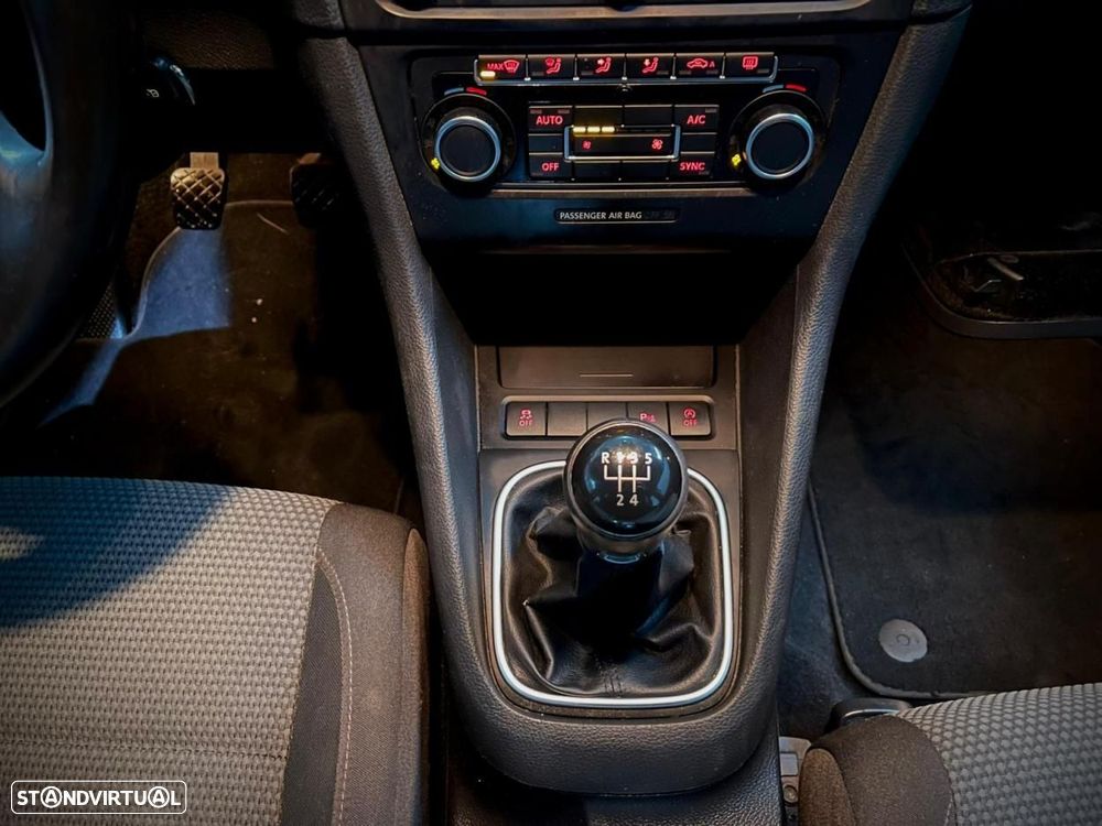 VW Golf Variant 1.6 TDi DPF Comfortline - 14