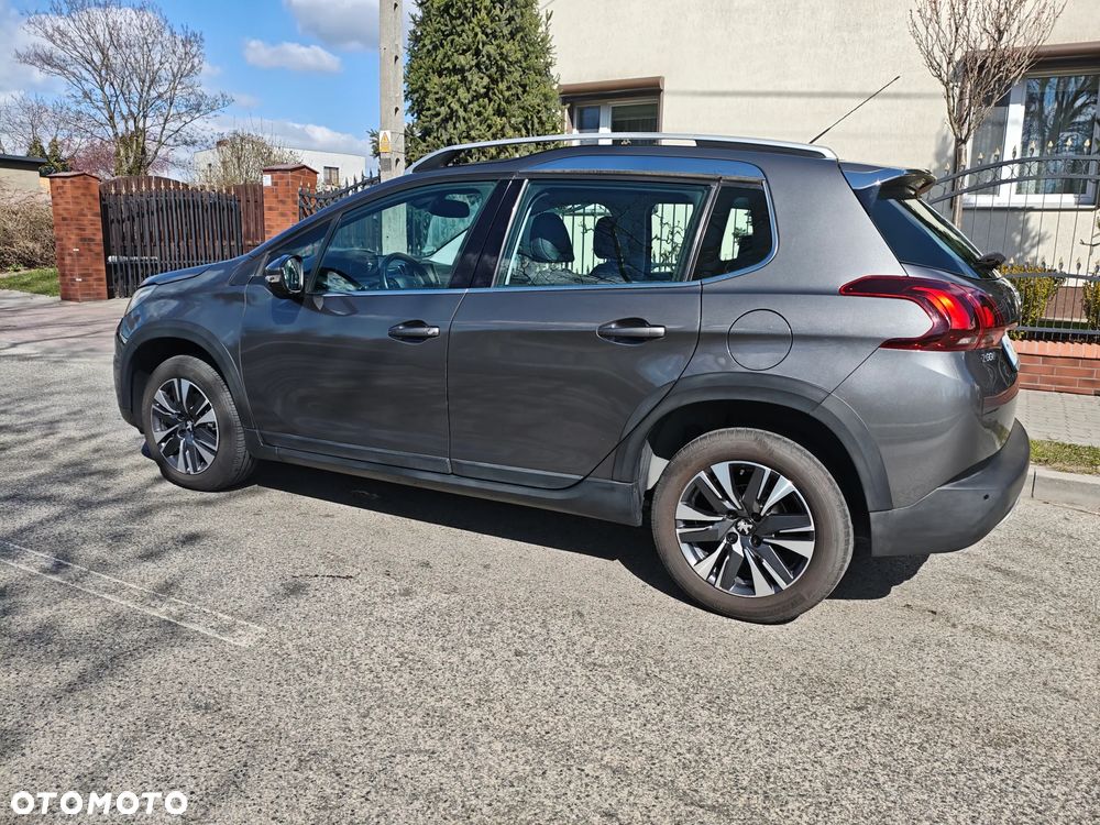 Peugeot 2008 BlueHDi FAP 120 STOP & START Allure - 13