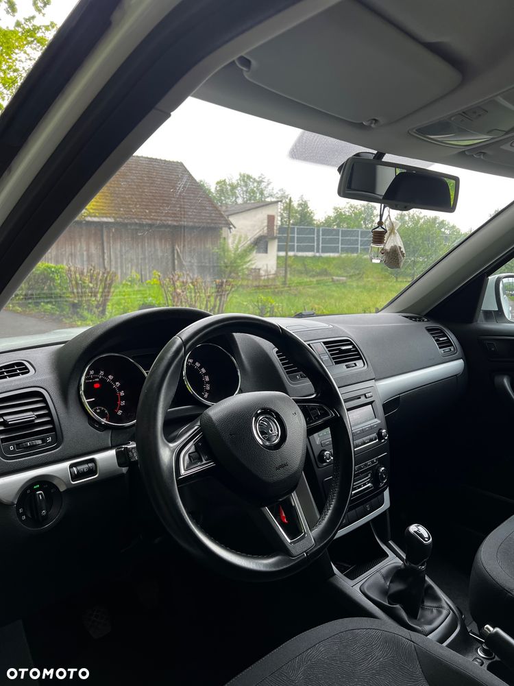 Skoda Yeti 2.0 TDI SCR 4x2 Ambition - 12