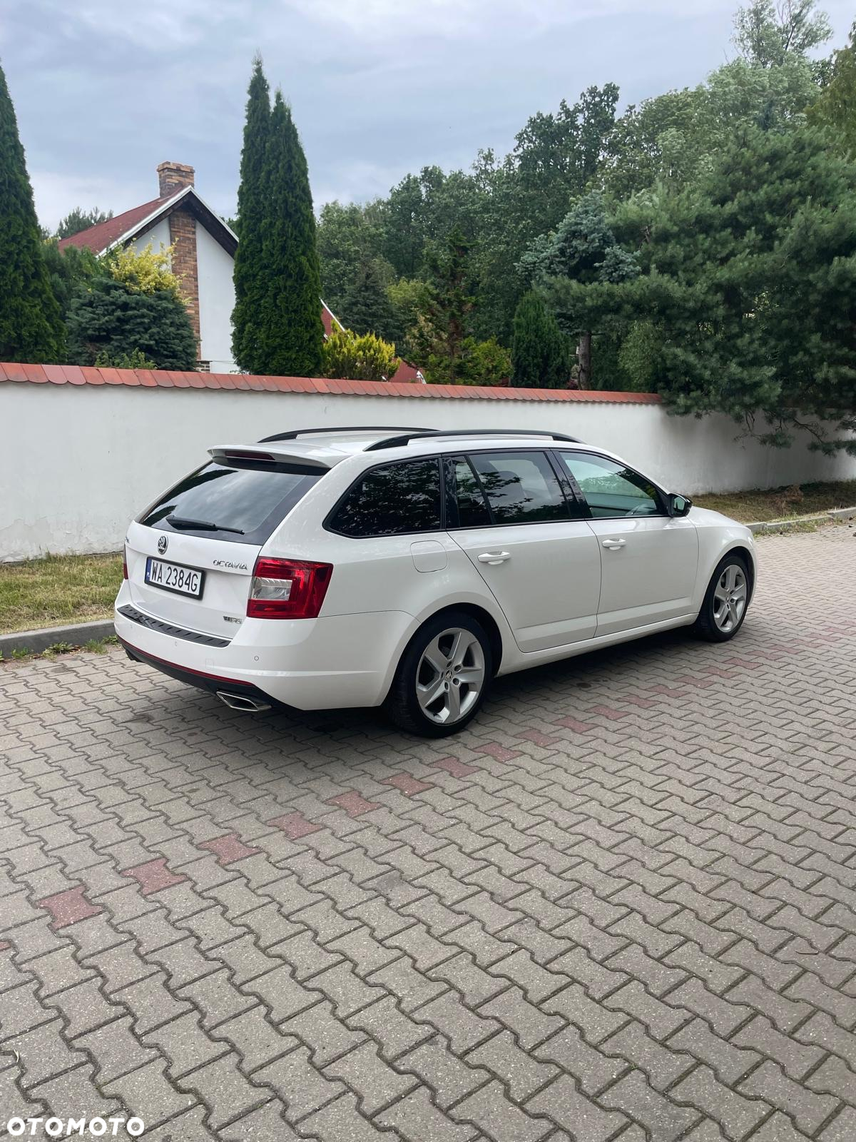 Skoda Octavia 2.0 TDI RS DSG - 7