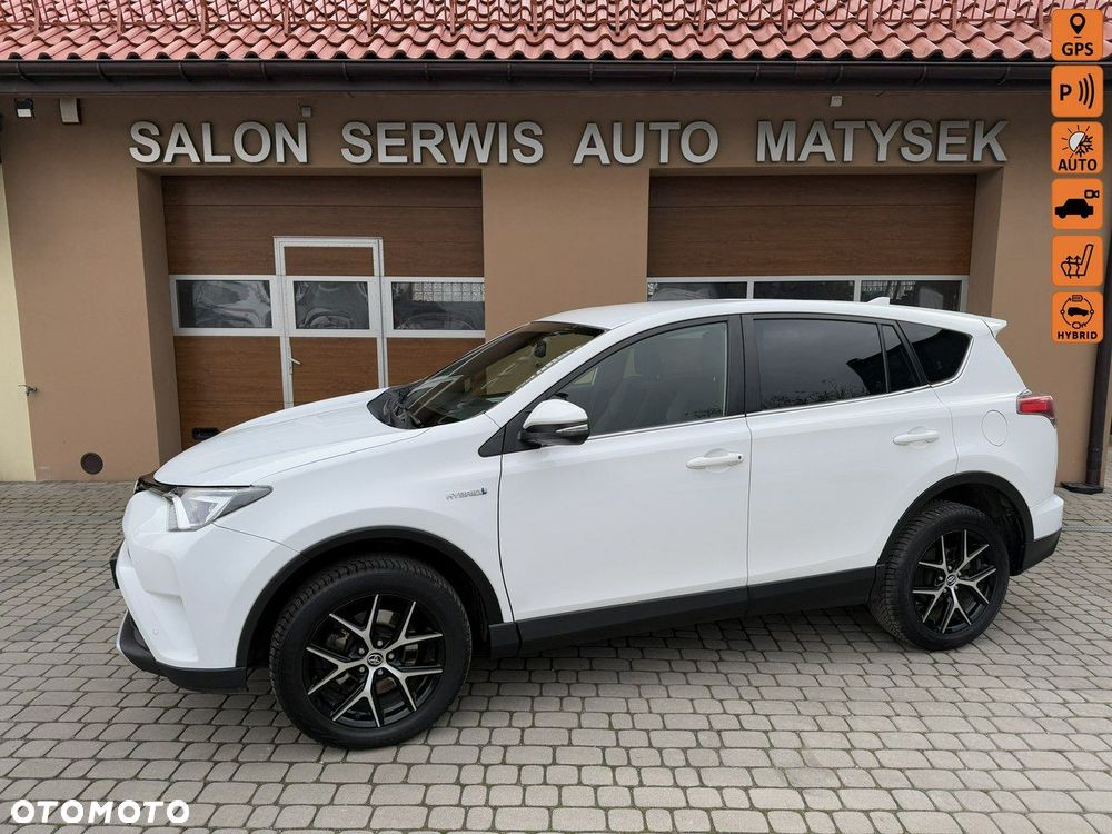 Toyota RAV4 - 1