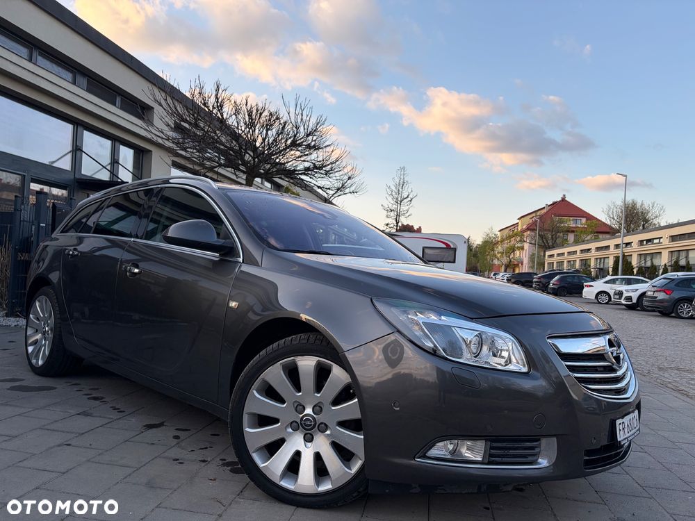 Opel Insignia 2.0 Turbo 4x4 Automatik Design Edition - 11