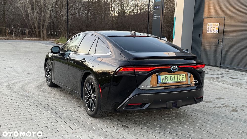 Toyota Mirai - 3