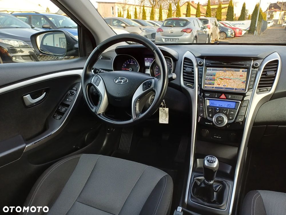 Hyundai i30 1.4 Premium - 22