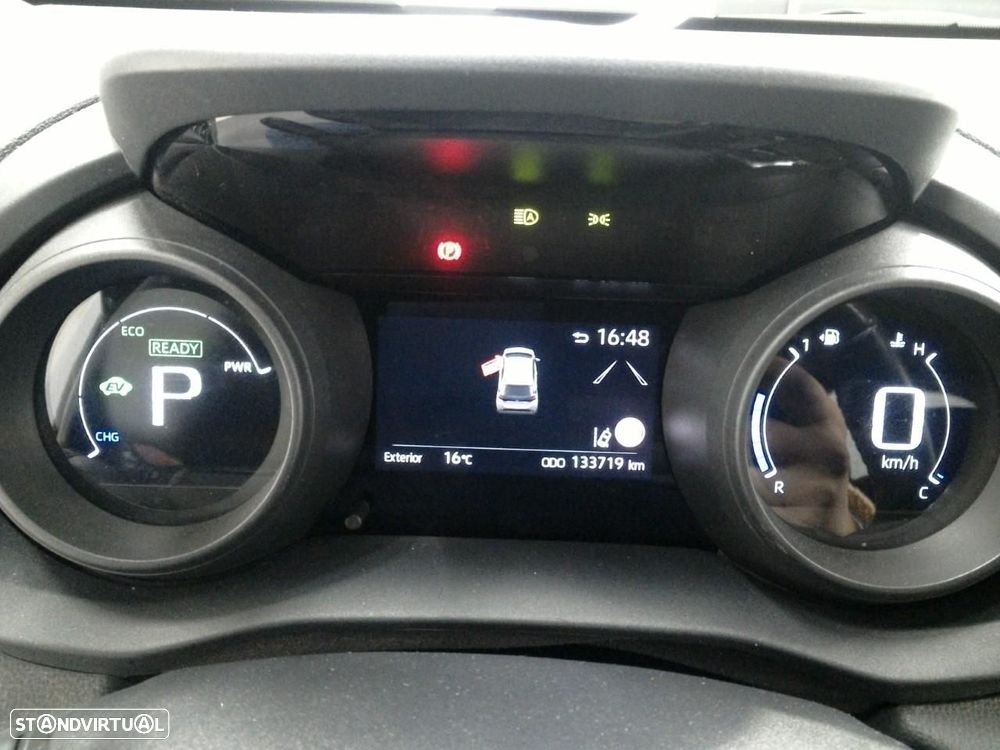 Toyota Yaris 1.5 HDF Exclusive - 6