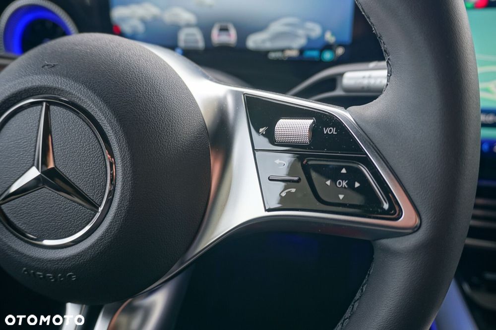 Mercedes-Benz CLA - 10