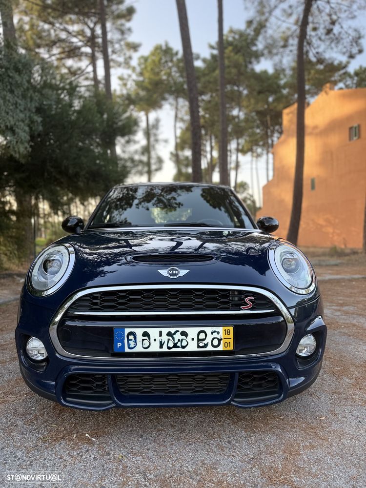 MINI 5 Portas Cooper SD Auto Desportiva - 2