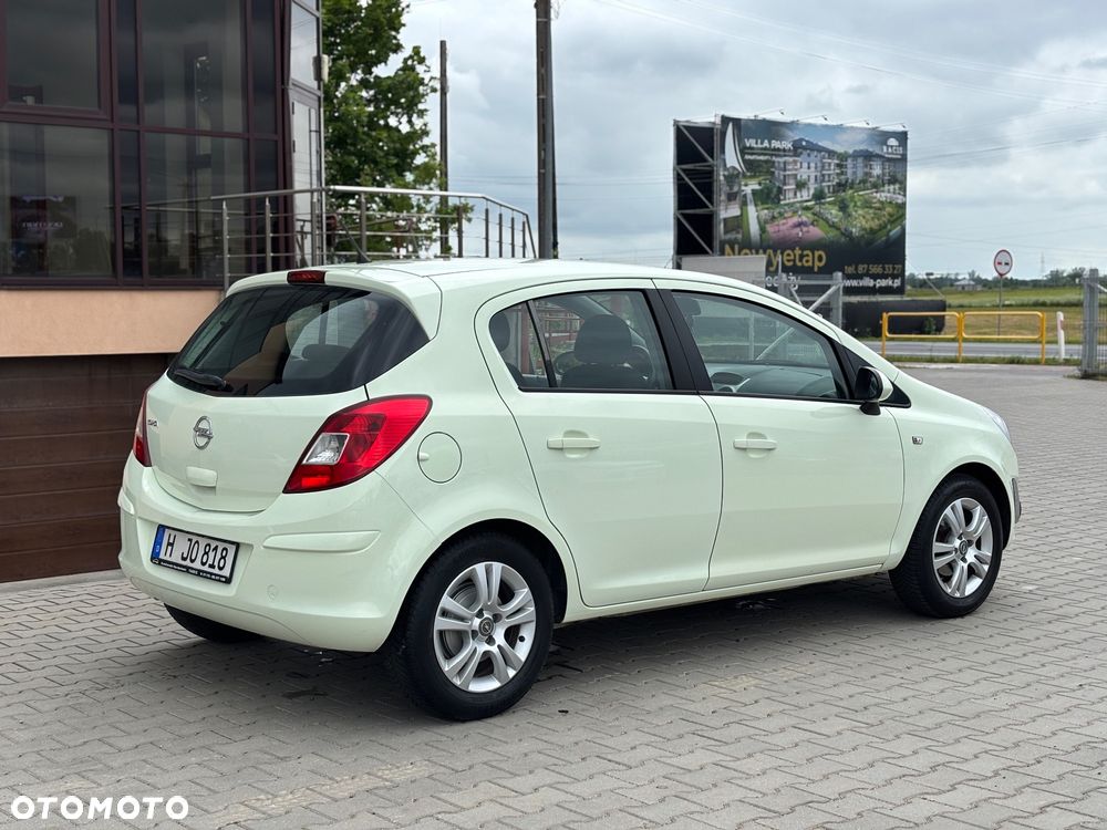Opel Corsa - 12