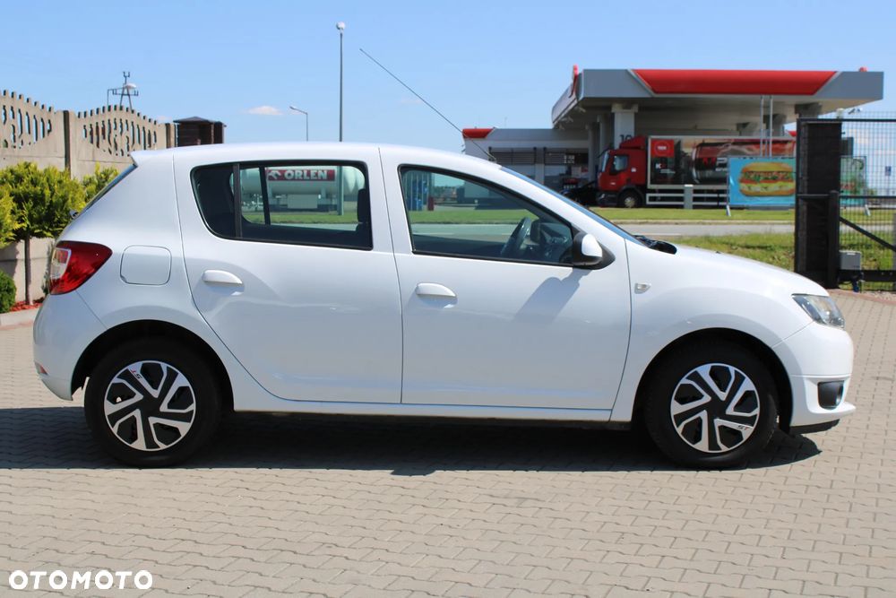 Dacia Sandero - 5