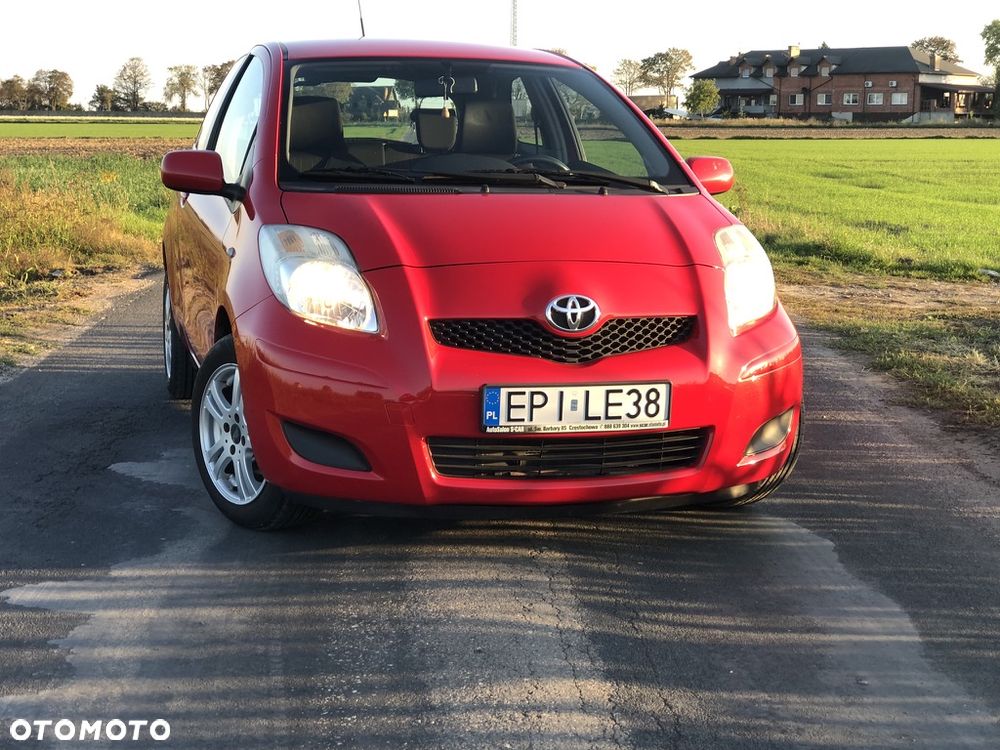 Toyota Yaris - 4