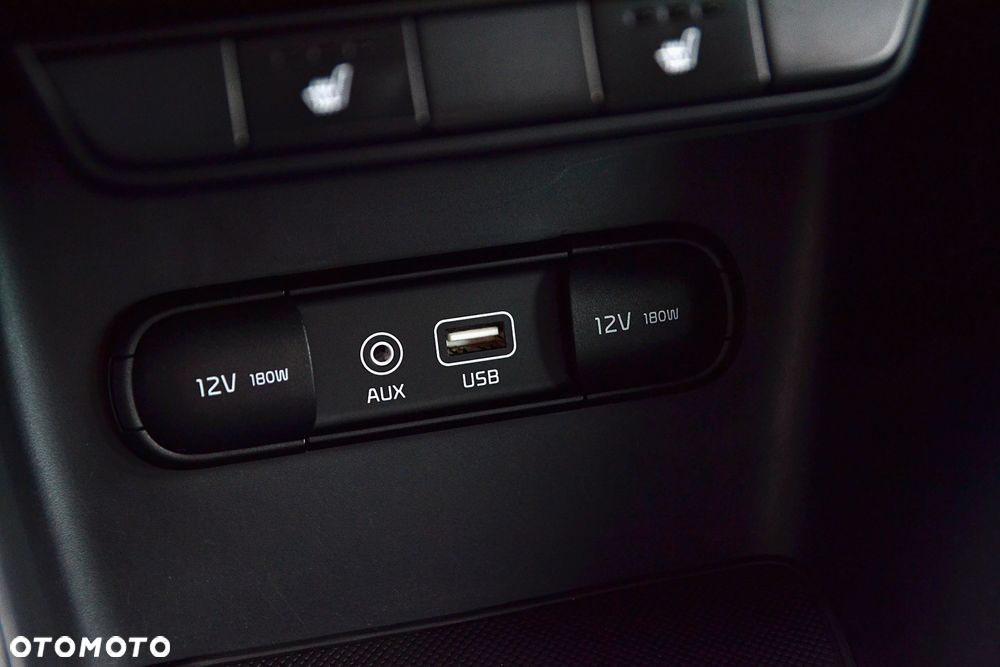 Kia Sportage 1.7 CRDI 2WD Dream-Team Edition - 22