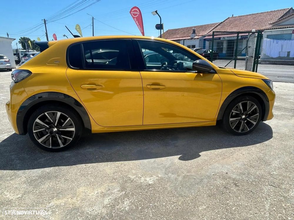 Peugeot 208 1.2 PureTech GT EAT8 - 6