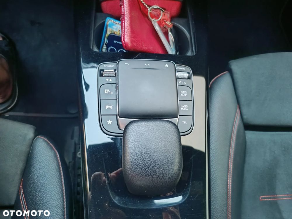 Mercedes-Benz Klasa A 180 7G-DCT Edition AMG Line - 34