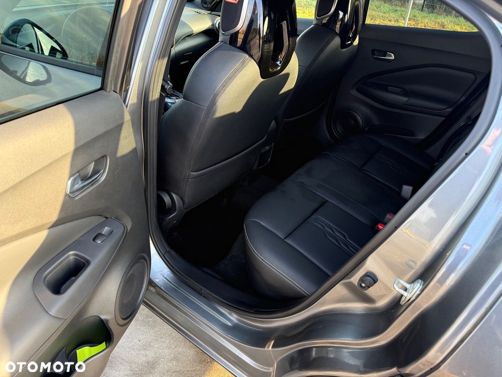 Nissan Juke 1.6 4AMT N-Design - 27