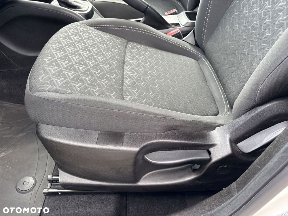 Fiat Tipo - 12