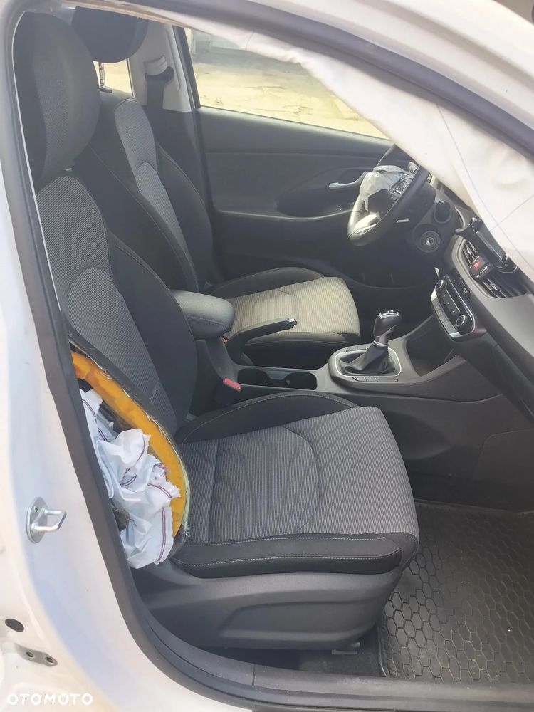 Hyundai i30 - 20