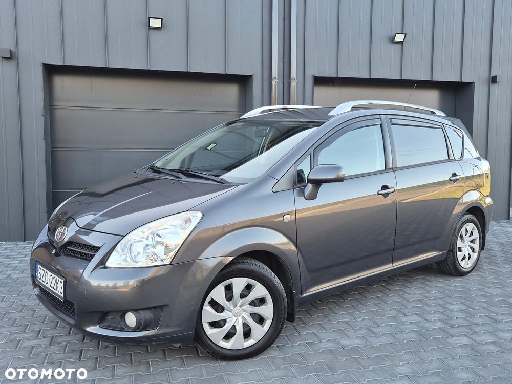 Toyota Corolla Verso 1.6 Premium - 22