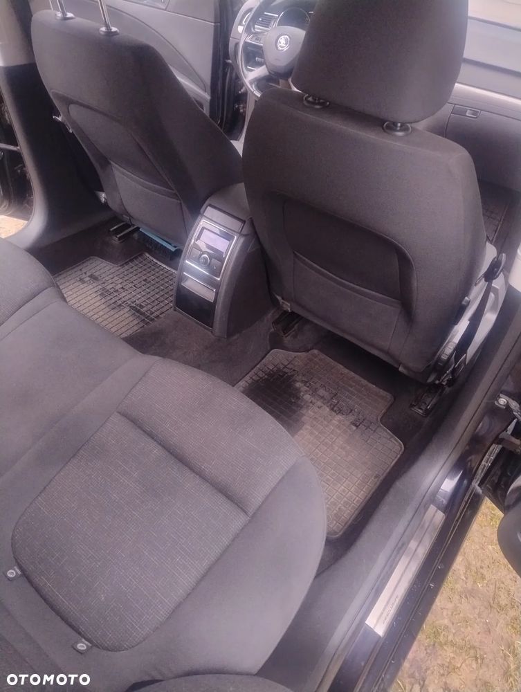 Skoda Superb 1.8 TSI Ambition - 11