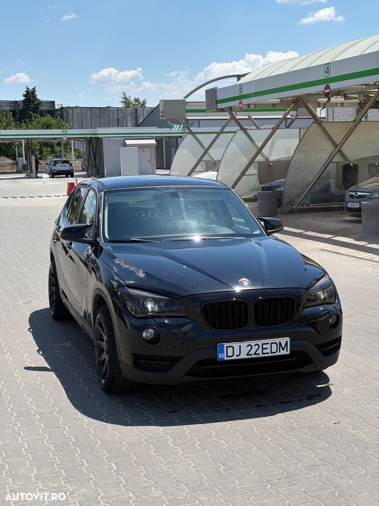 BMW X1 sDrive20d Aut. Sport Line - 2