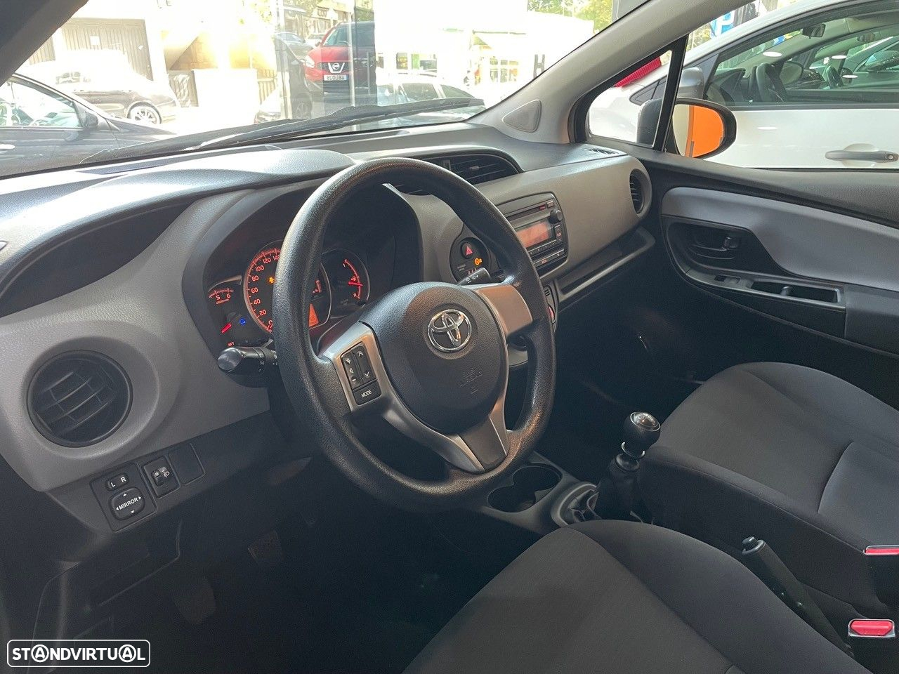 Toyota Yaris 1.4 D-4D ACtive - 7