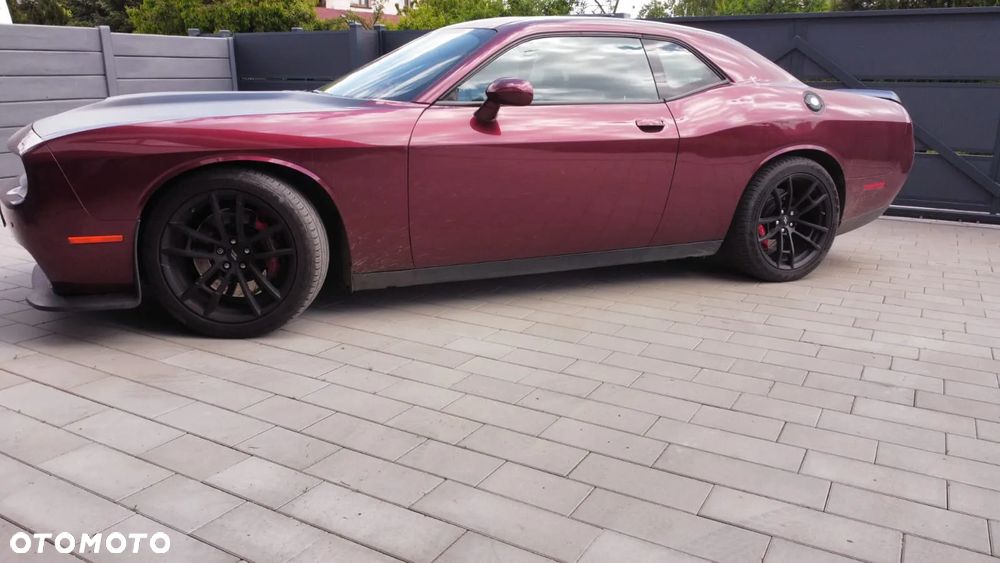 Dodge Challenger 6.4 Scat Pack - 12