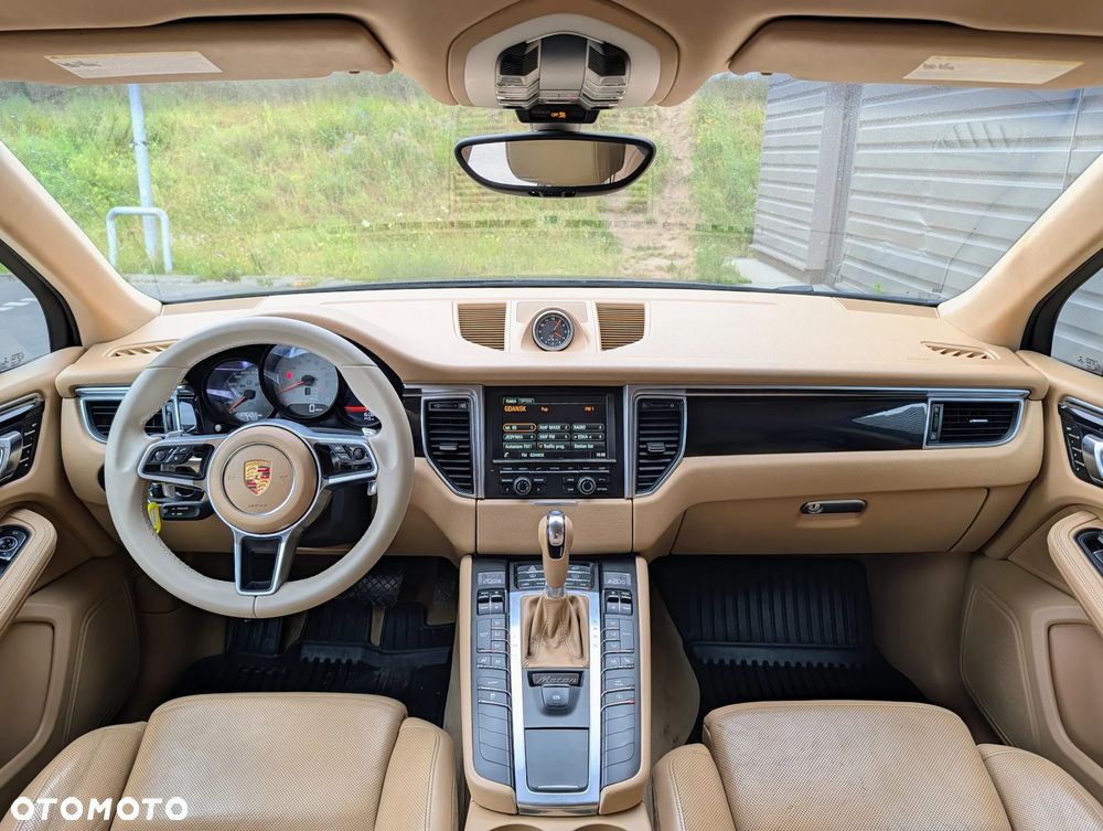 Porsche Macan - 5