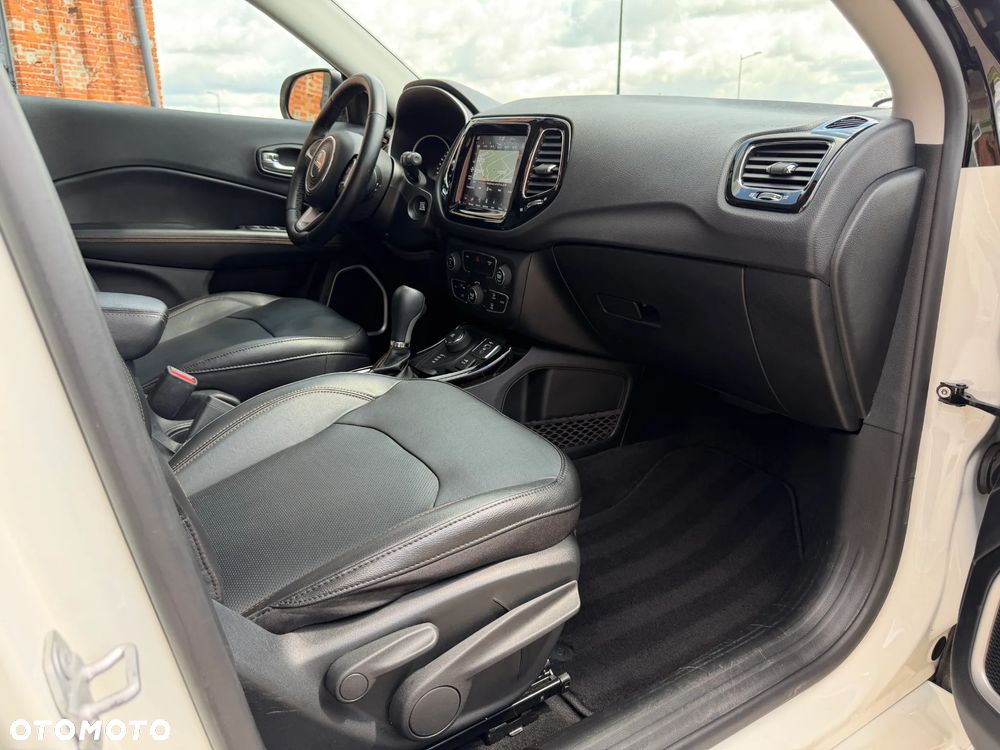 Jeep Compass - 20