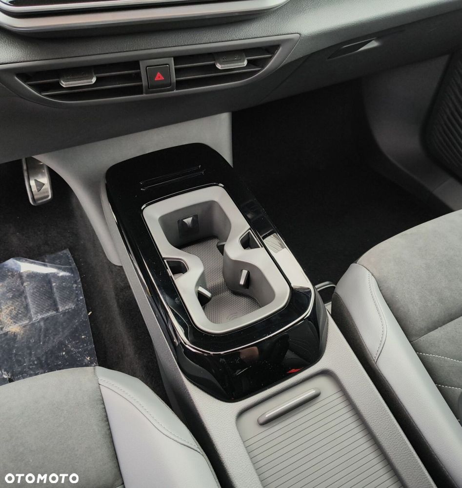 Volkswagen ID.4 - 15