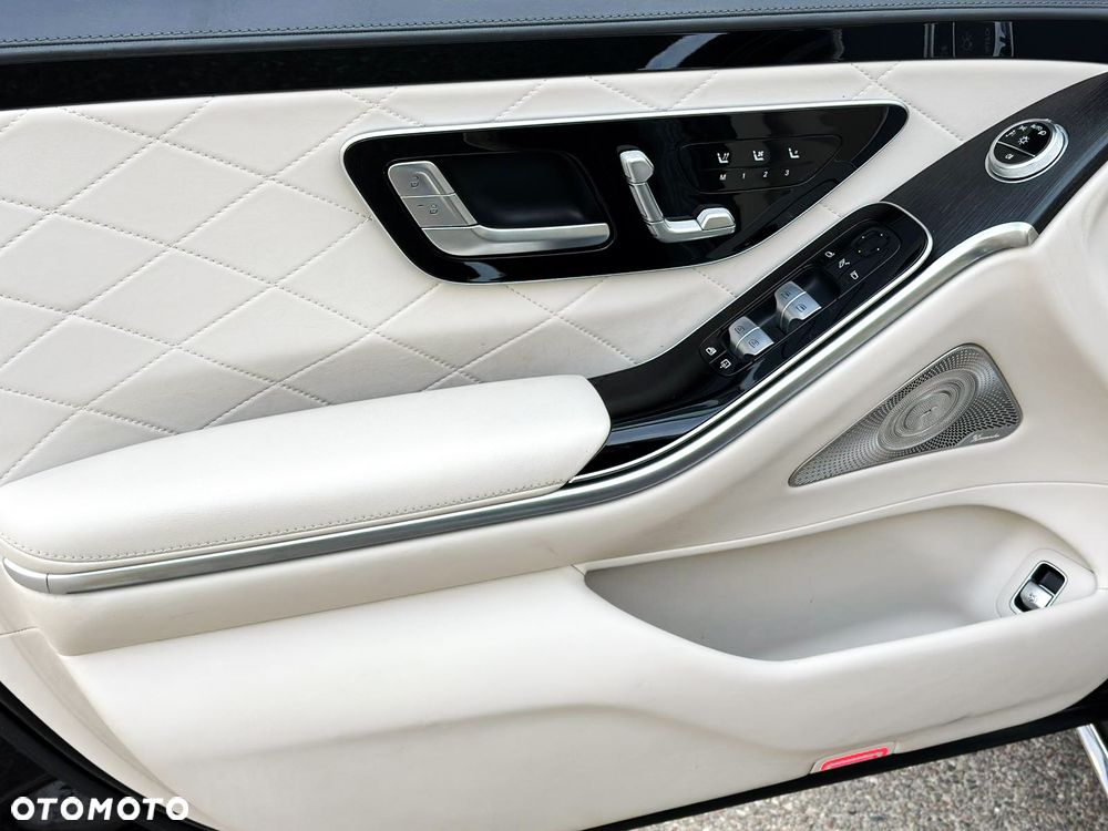Mercedes-Benz Klasa S 400 d 4-Matic 9G-TRONIC - 24
