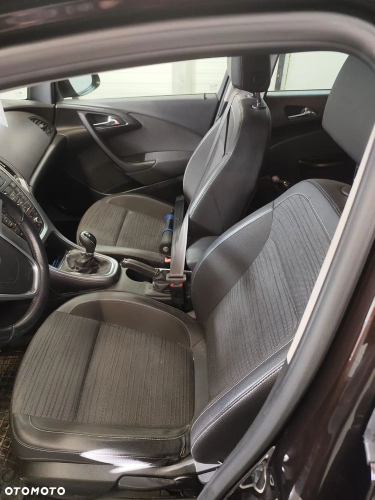 Opel Astra IV 1.6 Essentia - 18