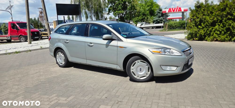 Ford Mondeo 2.0 TDCi Ghia - 21