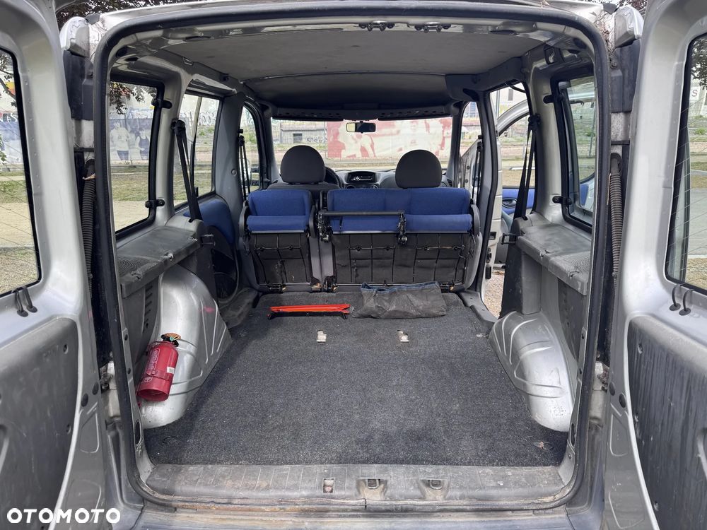Fiat Doblo - 10