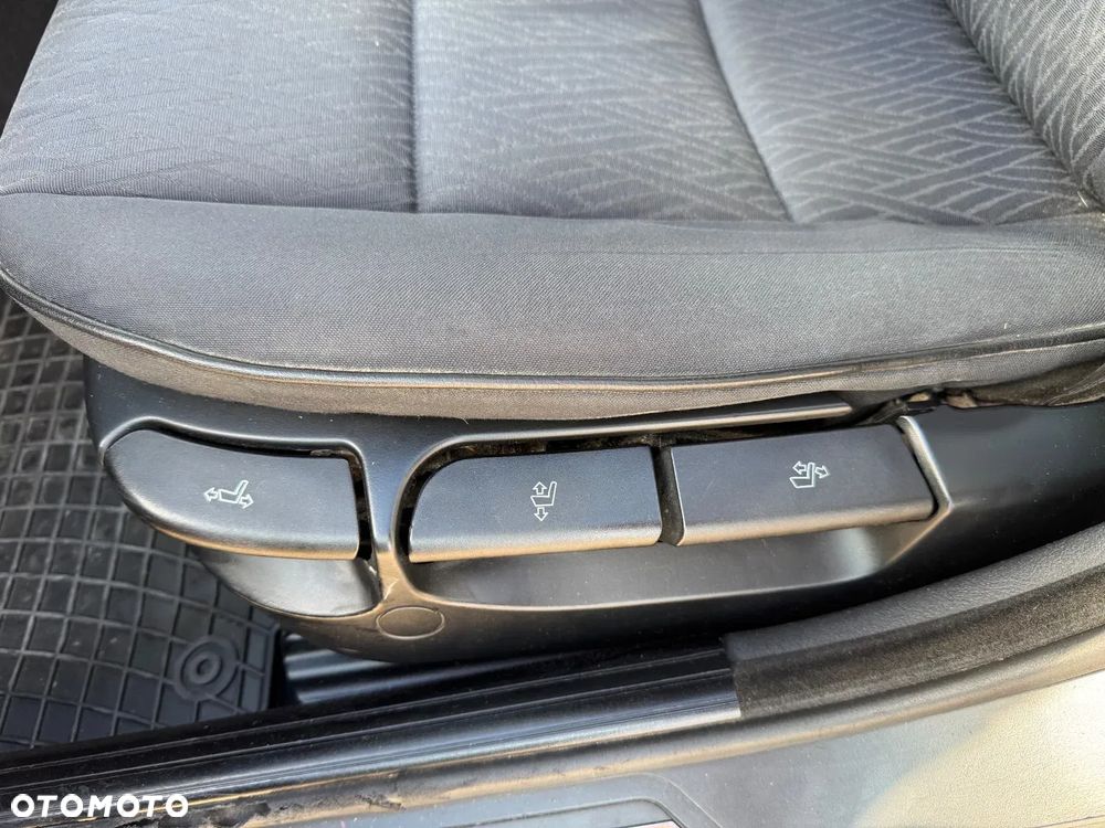 BMW Seria 5 - 25